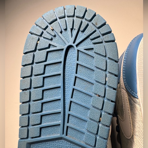 Air Jordan 1 Mid GS Washed Denim, lightly Used Sz 7Y - Picture 6 of 15